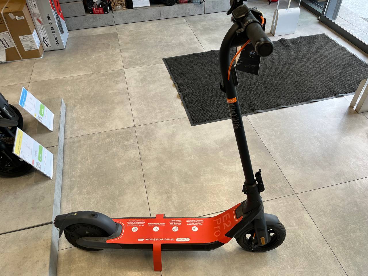Электросамокат Segway-Ninebot E2 Pro E (AA.05.14.05.0005) фото