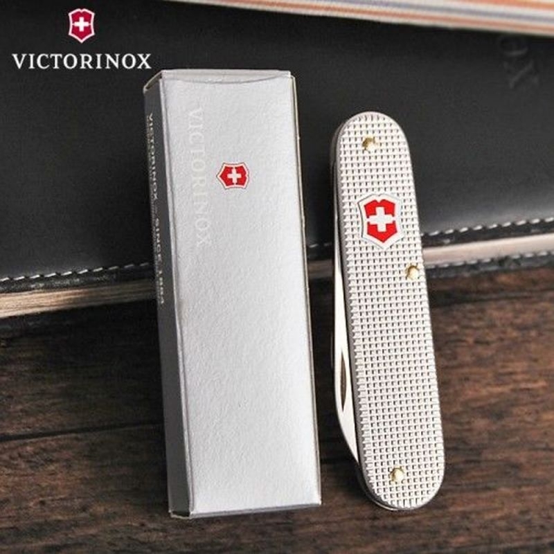 Нож Victorinox Cadet 84мм, 9функ, рифл.серебро (Vx02601.26) фото5