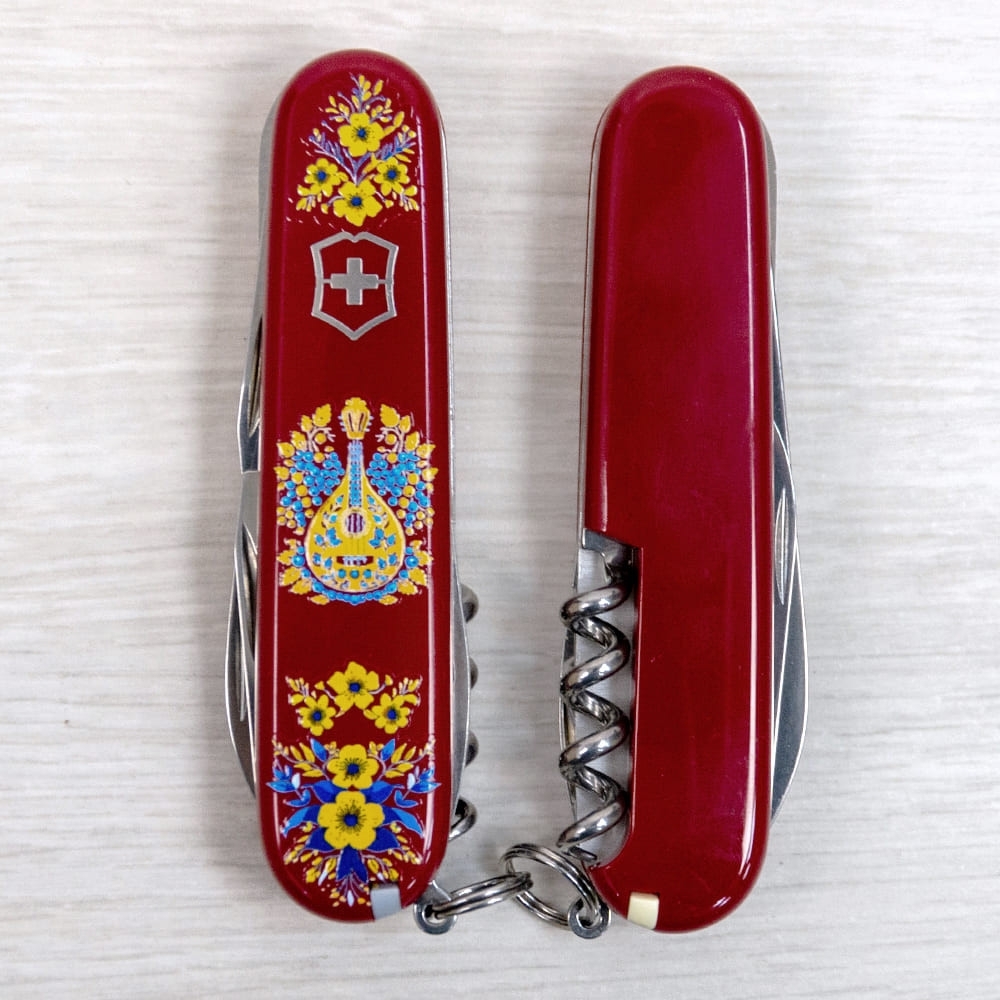 Нож Victorinox Camper Ukraine 91мм,13функ,черв ,Украинские мотивы (Vx13613_T1370u) фото