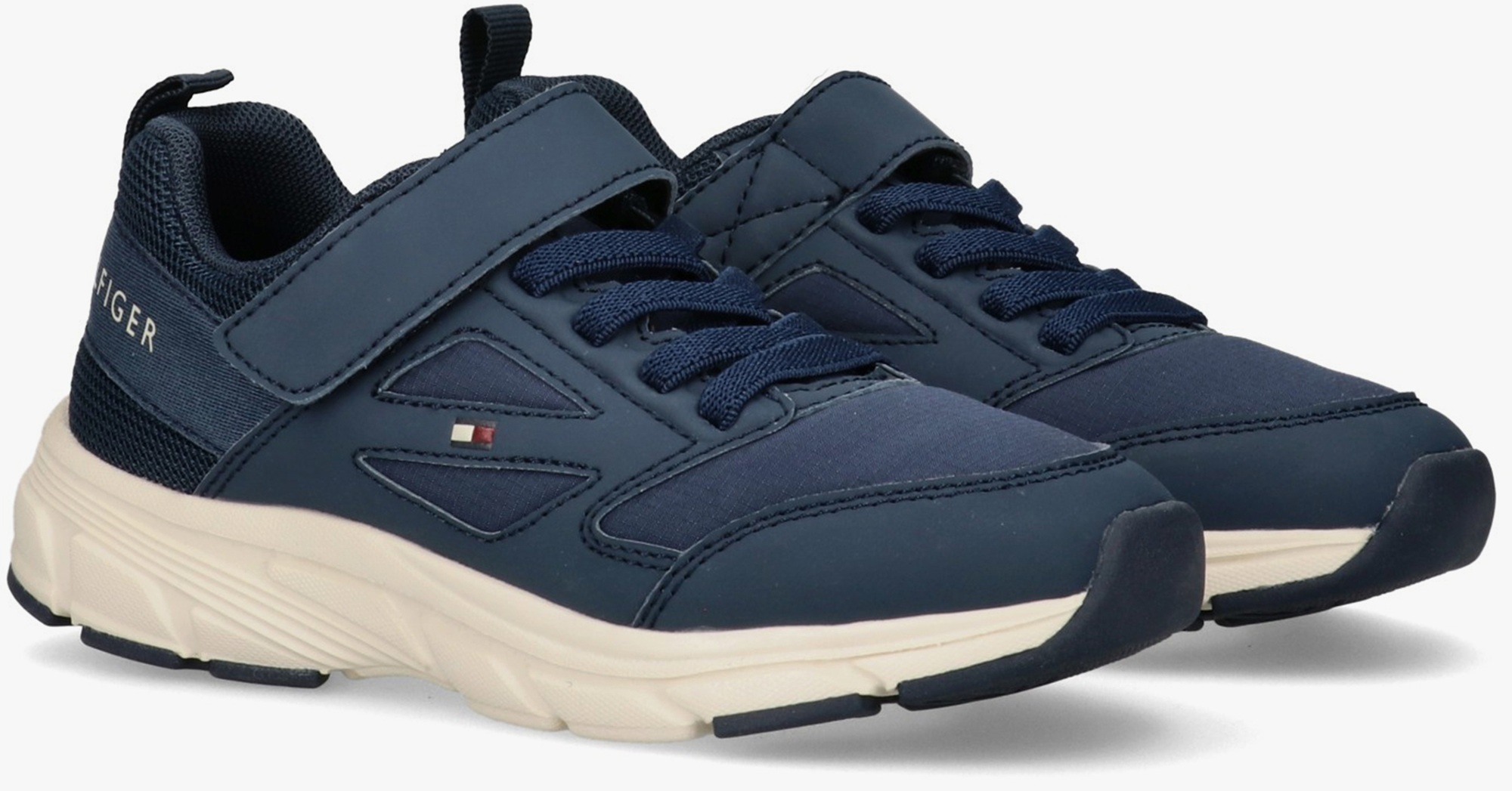 Кросівки дитячі Tommy Hilfiger Kids' Navy Active Runners T3X9-35268-1961800 32 сині фото2