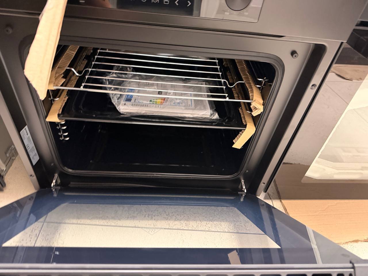Духова шафа Gorenje BO6635E01B фото3