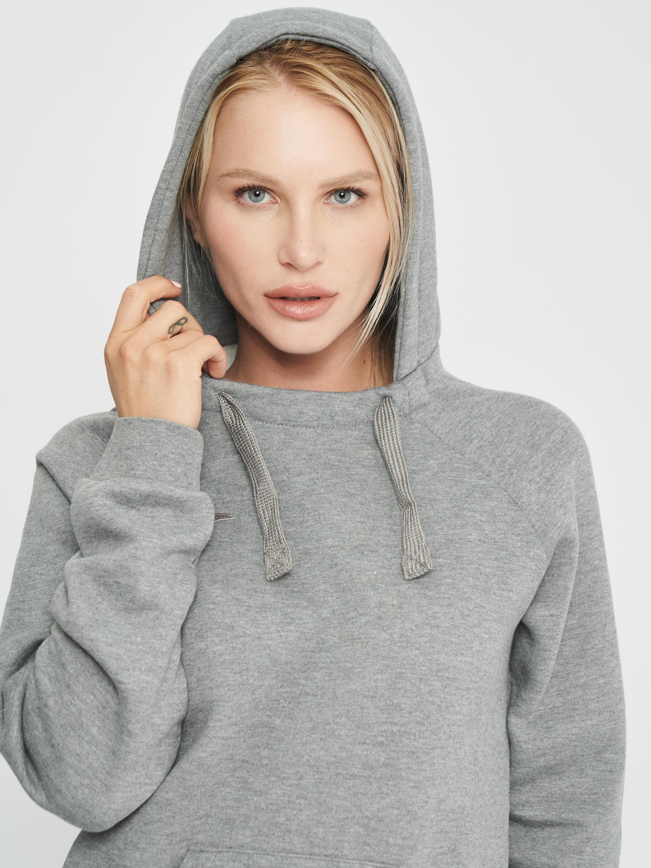 Худи женское JOMA Atenas II Hoodie 901135.280 M серое фото4