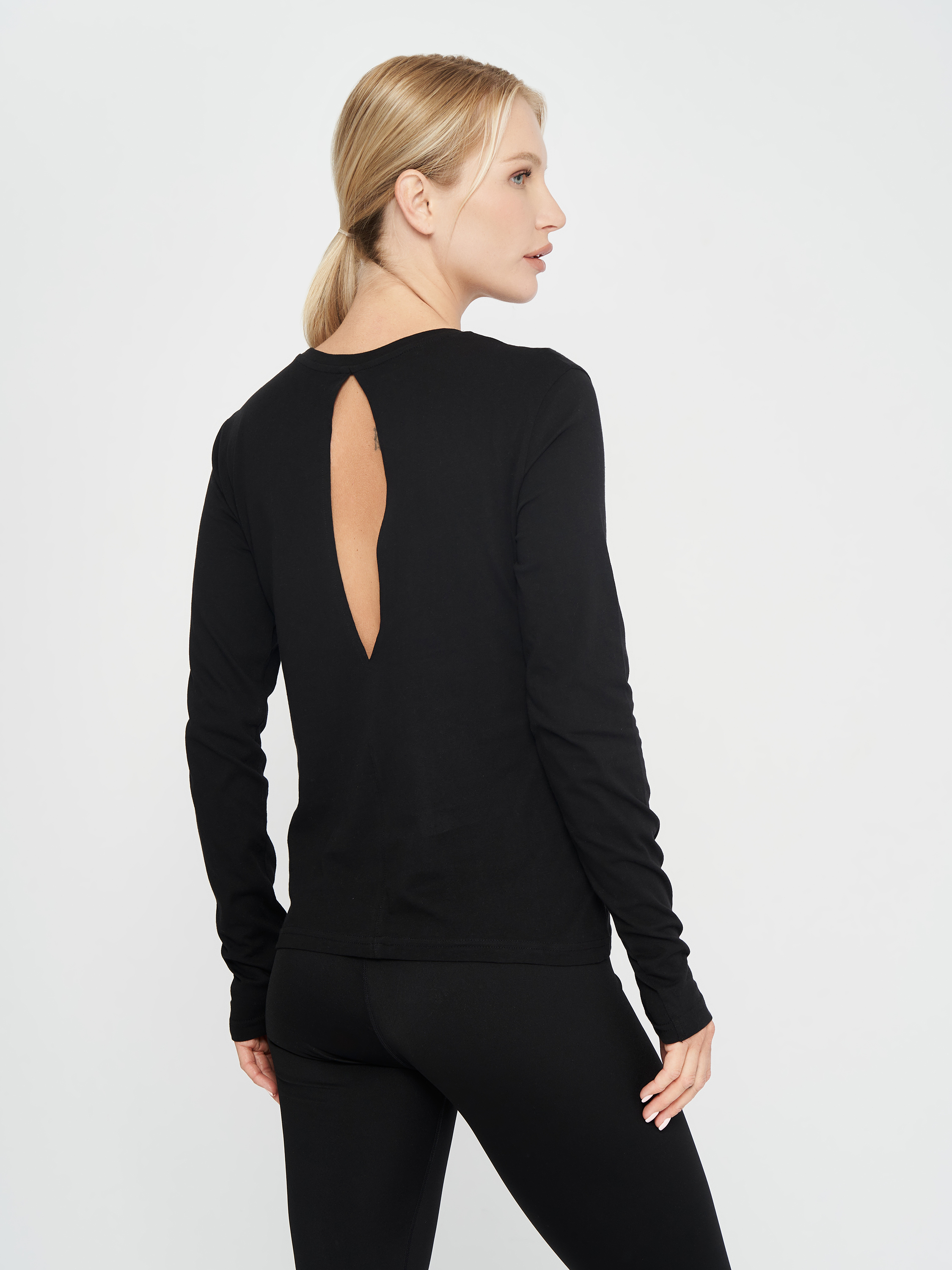 Лонгслів жіночий JOMA Organic Long 901611.100 M чорний фото2