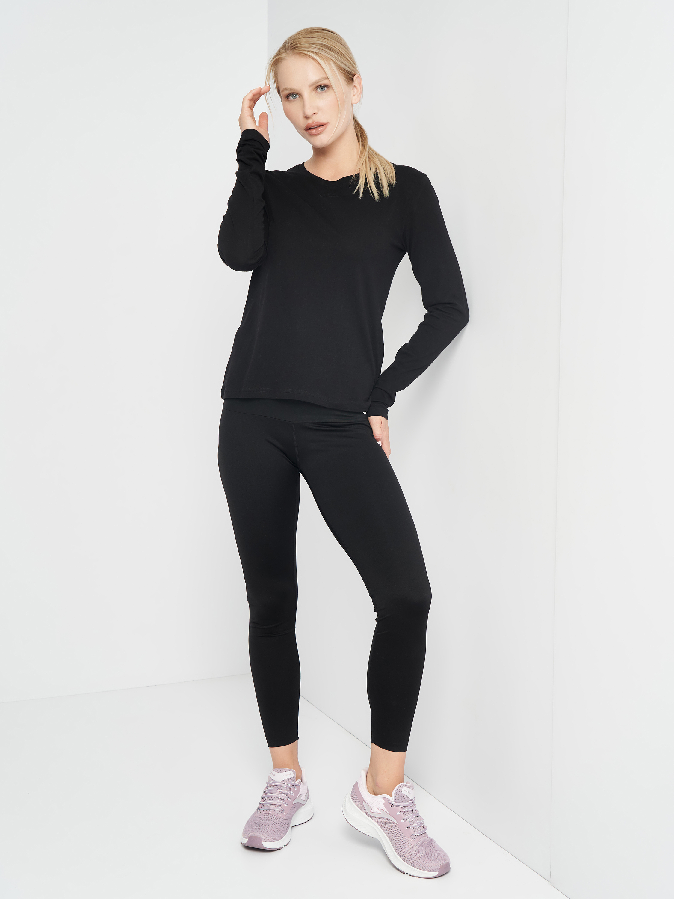 Лонгслів жіночий JOMA Organic Long 901611.100 M чорний фото3