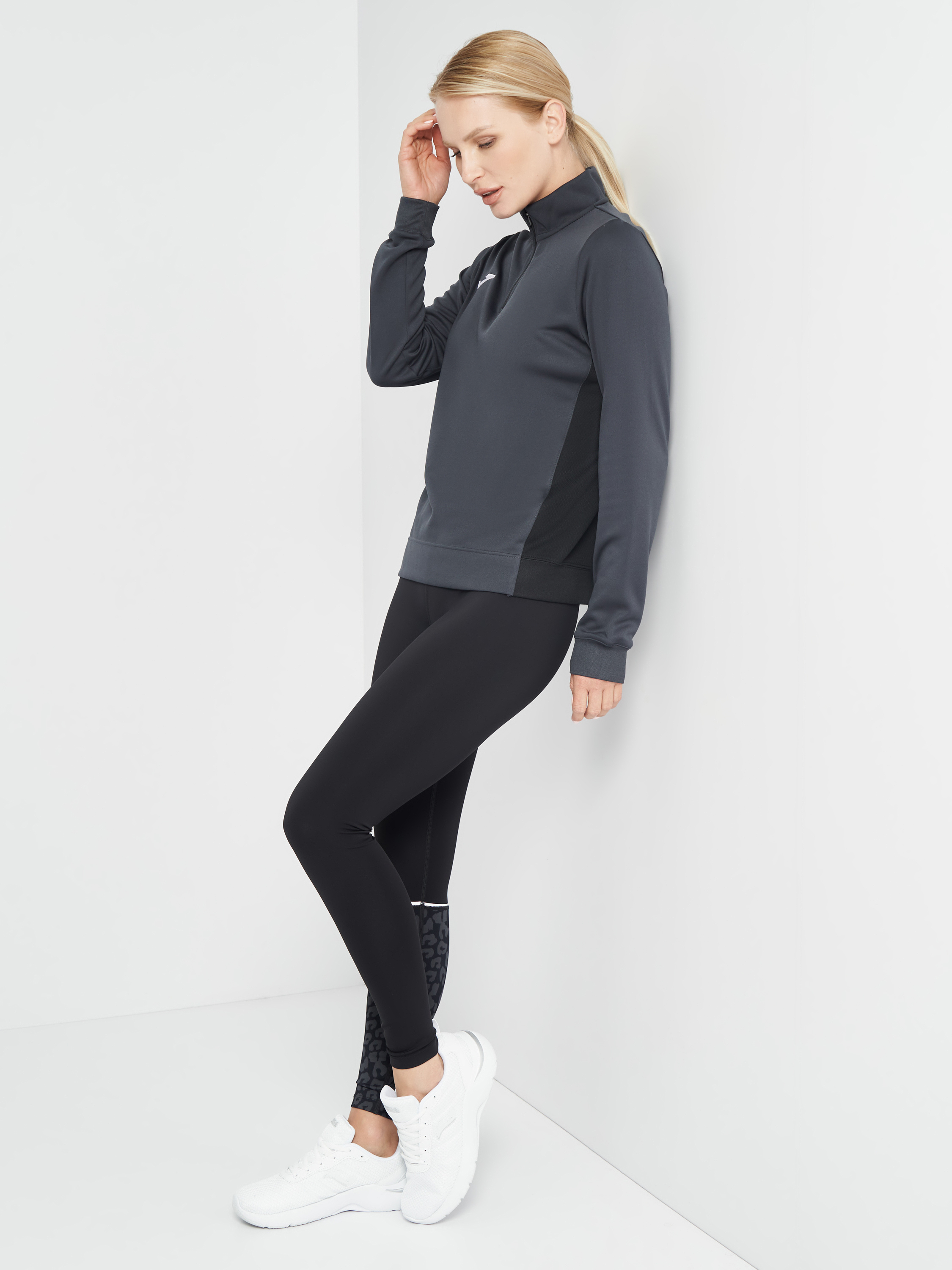 Кофта спортивна жіноча JOMA Winner II 901678.151 S темно-сіра фото3