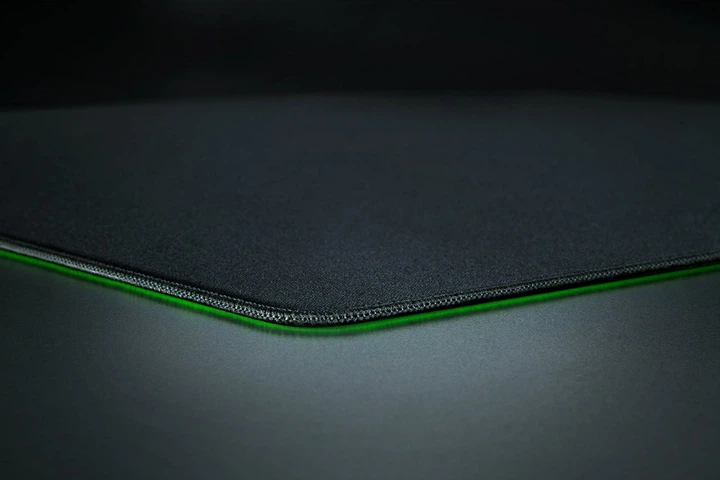 Игровая поверхность Razer Gigantus V2 Pro L Сontrol (RZ02-05490400-R3M1) фото8