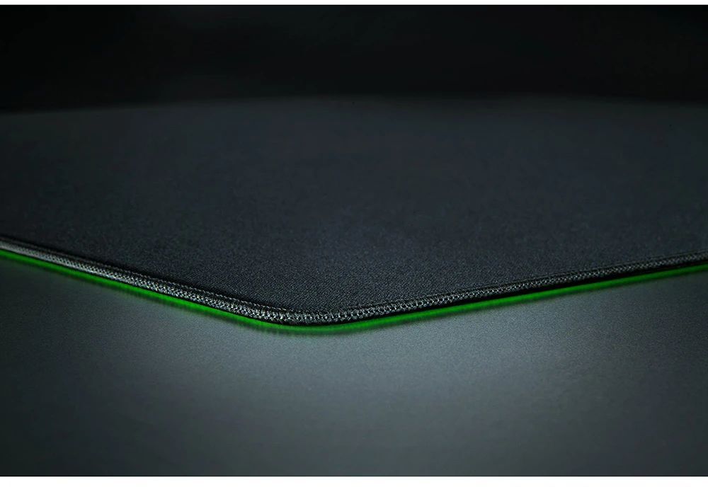 Игровая поверхность Razer Gigantus V2 Pro L Speed (RZ02-05490900-R3M1) фото