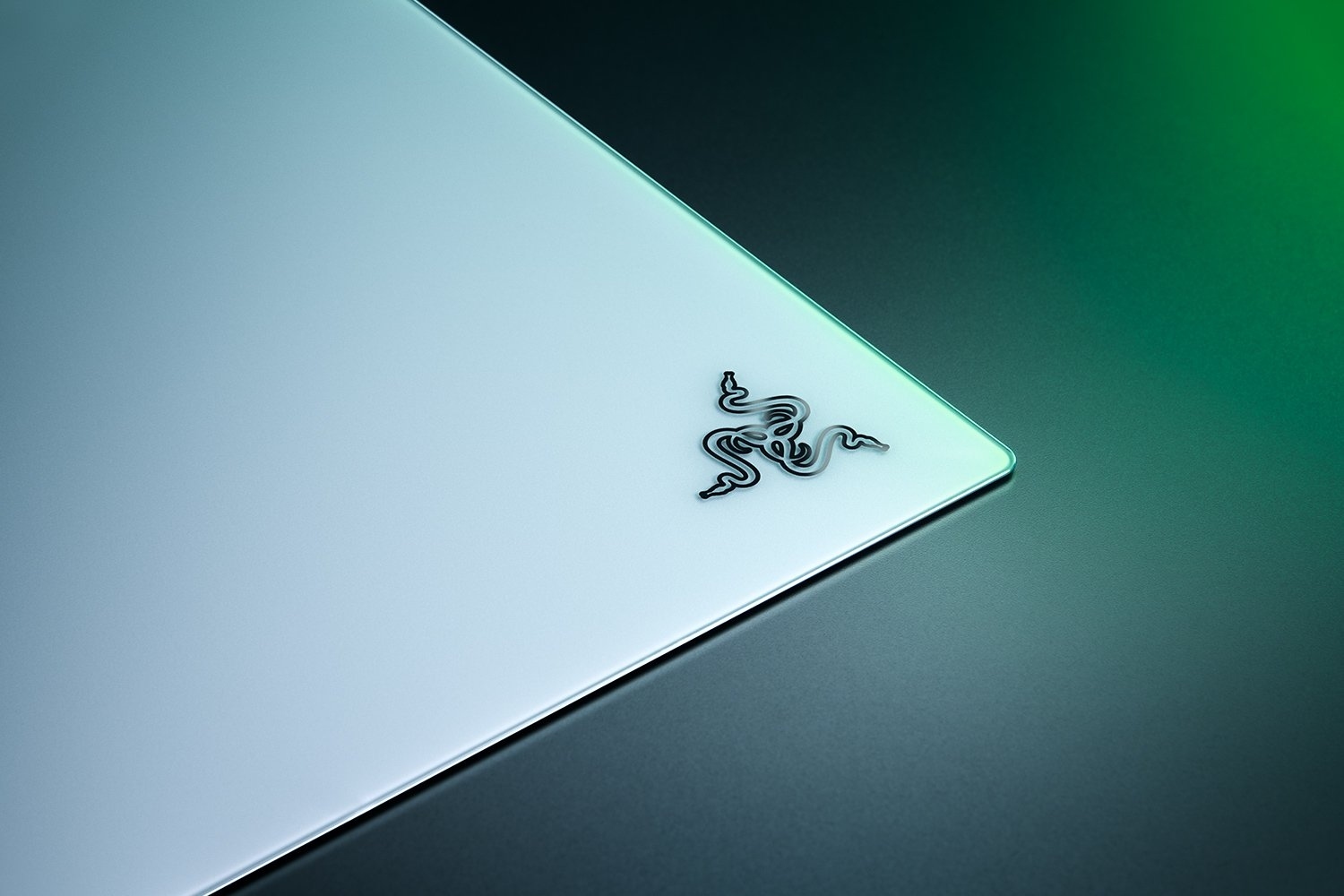 Игровая поверхность Razer Atlas Pro White (RZ02-05760200-R3M1) фото6