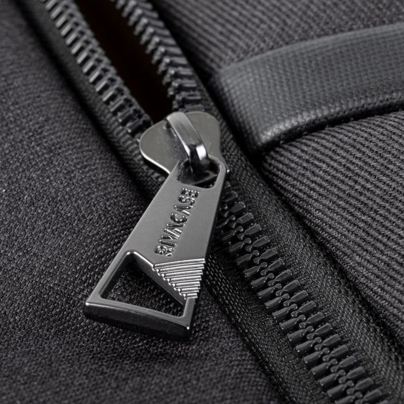 Рюкзак для ноутбука 17.3" RIVACASE, ECO "Clark", черный фото