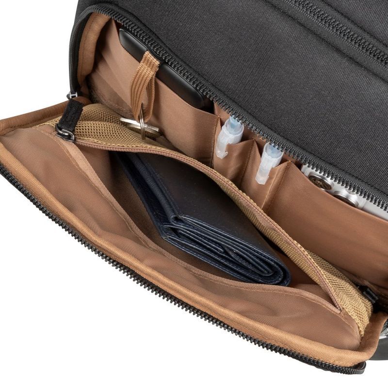 Рюкзак для ноутбука 17.3" RIVACASE, ECO "Clark", черный фото