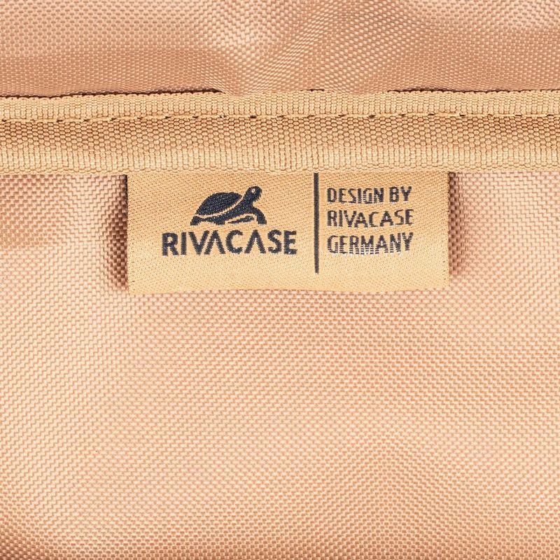 Рюкзак для ноутбука 17.3" RIVACASE, ECO "Clark", черный фото
