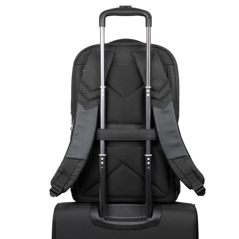 Рюкзак для ноутбука 17.3" RIVACASE, ECO "Clark", черный фото