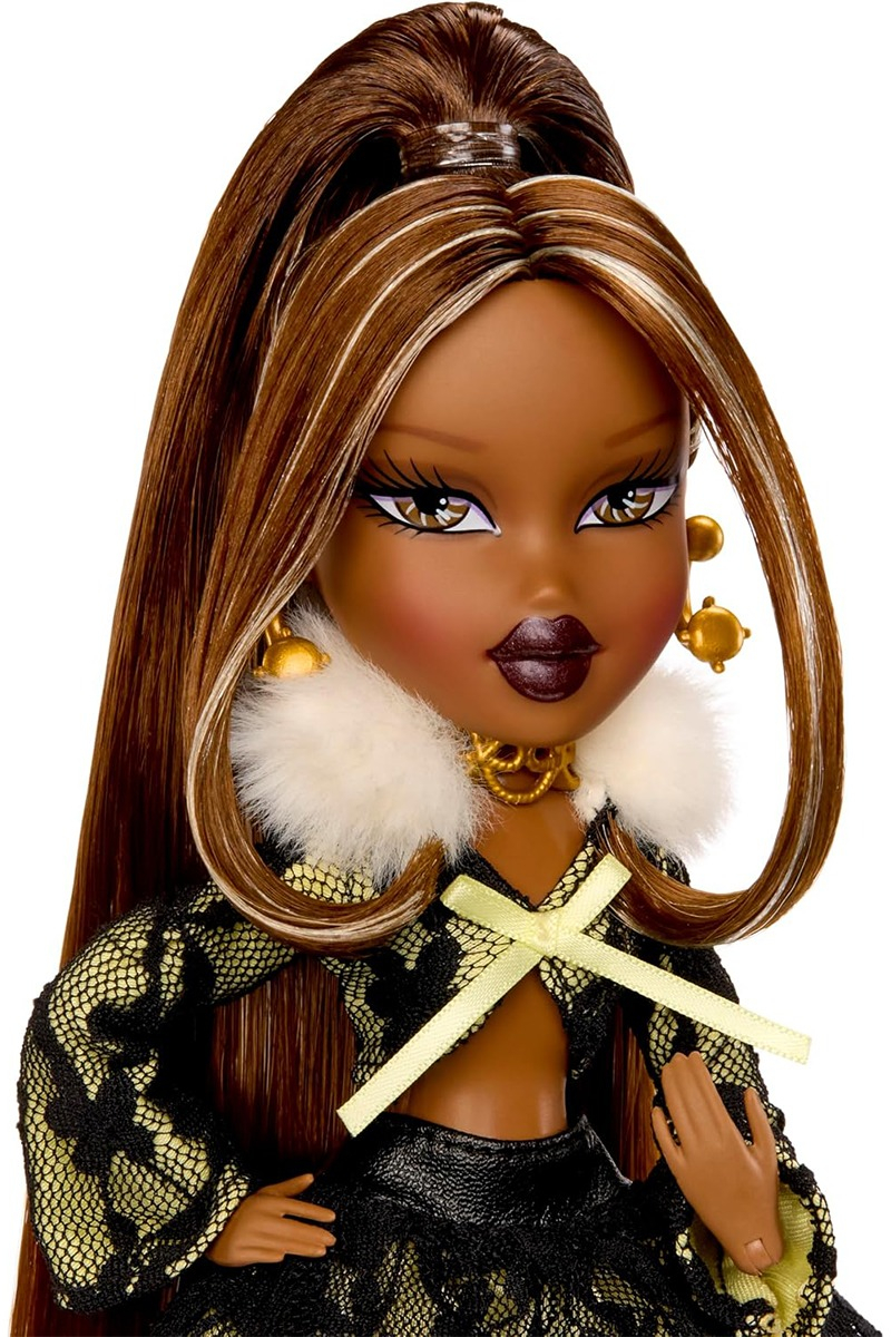 Ігровий набір з лялькою Bratz серії Stylin' Birthday Саша (596042) фото