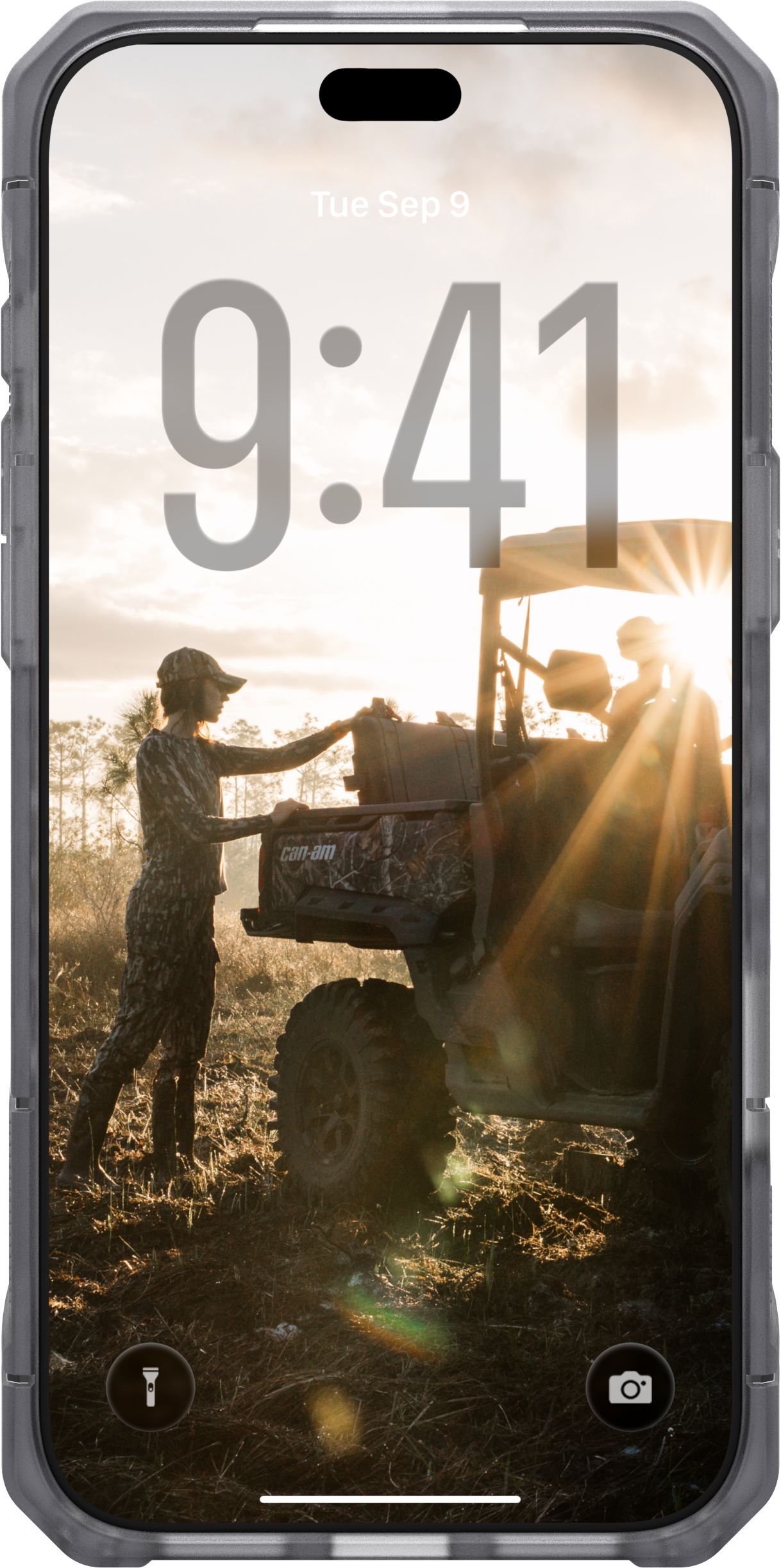 Чехол UAG для iPhone 18 Pro Max Monarch Pro Magsafe VEIL Ice (114568114381) фото2
