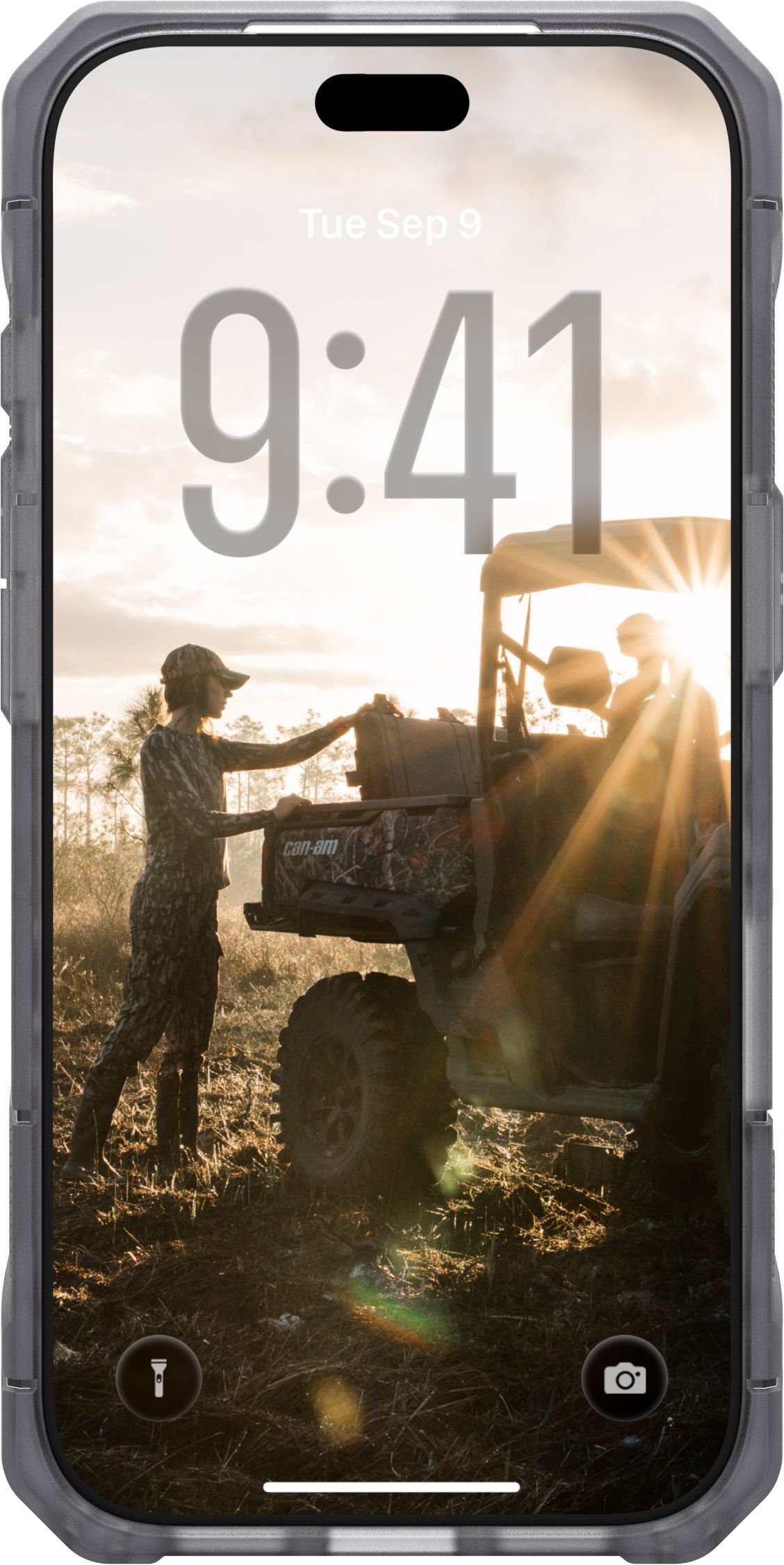 Чехол UAG для iPhone 18 Pro Monarch Pro Magsafe VEIL Ice (114569114381) фото2
