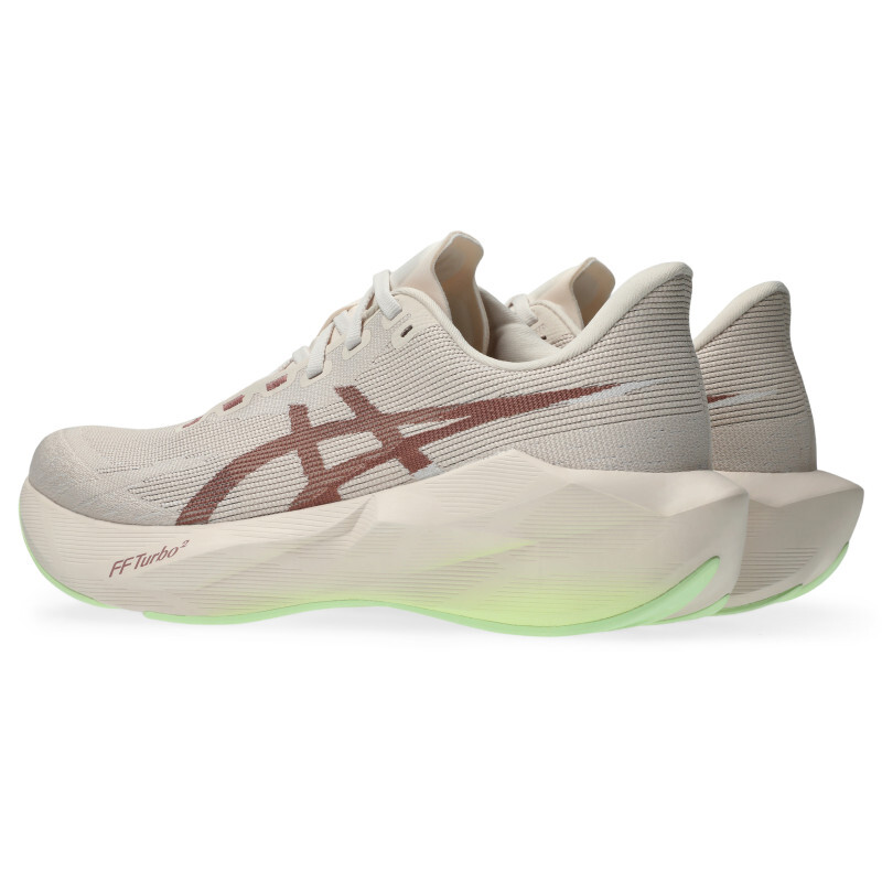 Кроссовки для бега женские Asics Novablast 6 1012C008-700 40 (8,5 US) молочные фото4