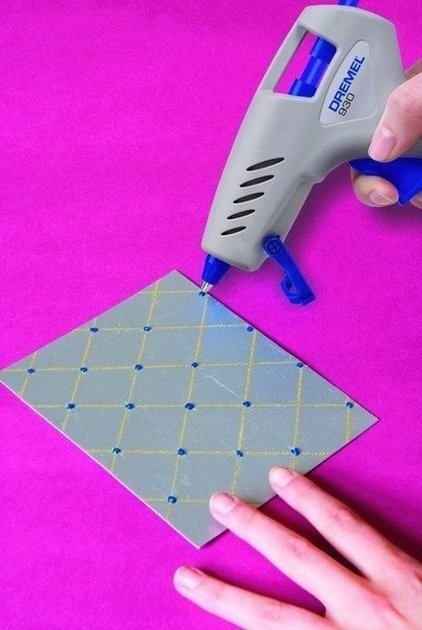 Клеевой пистолет Dremel Glue Gun 930 (F.013.093.0JC) фото