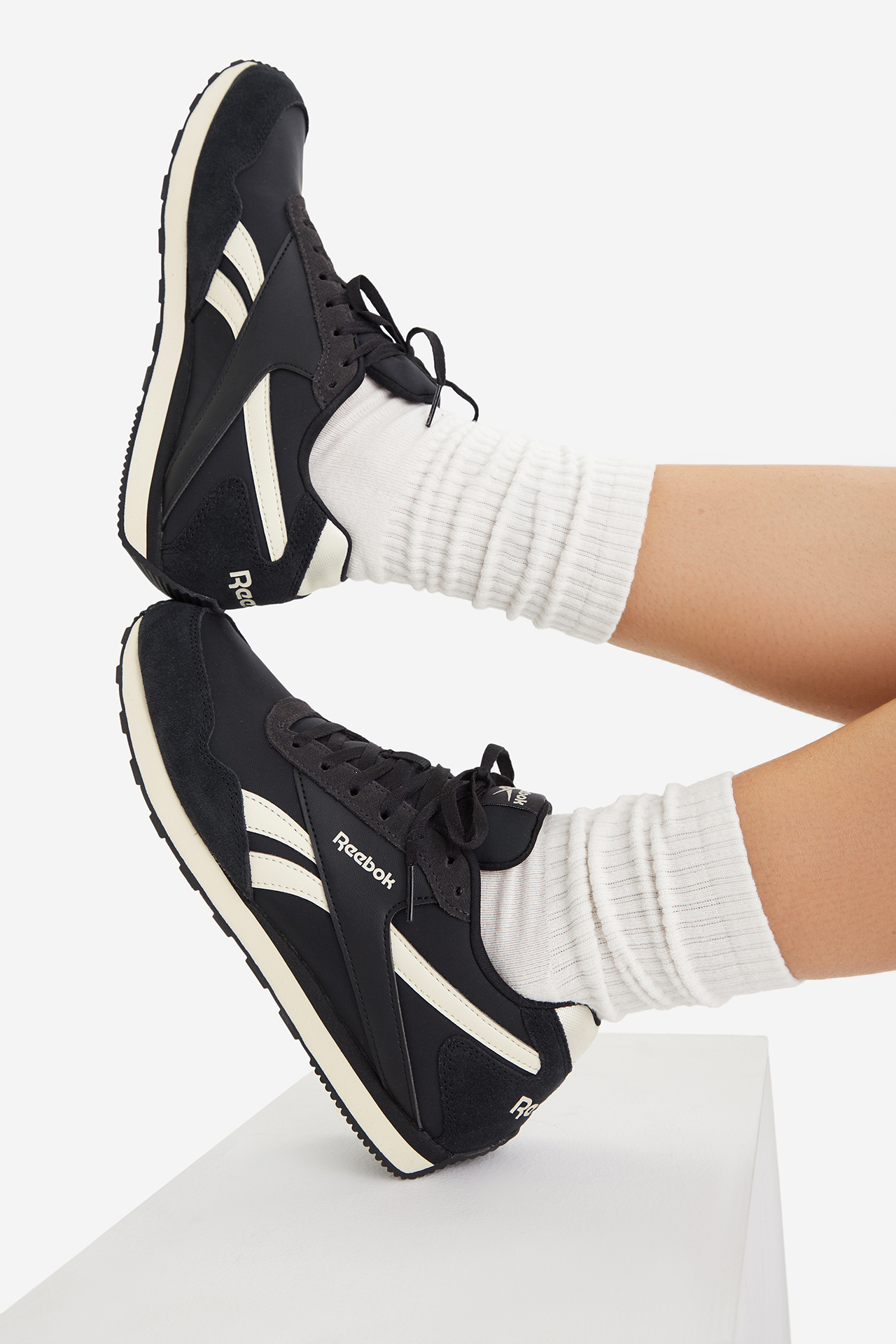 Кроссовки женские Reebok Glide Low 100208667 39 черные фото2