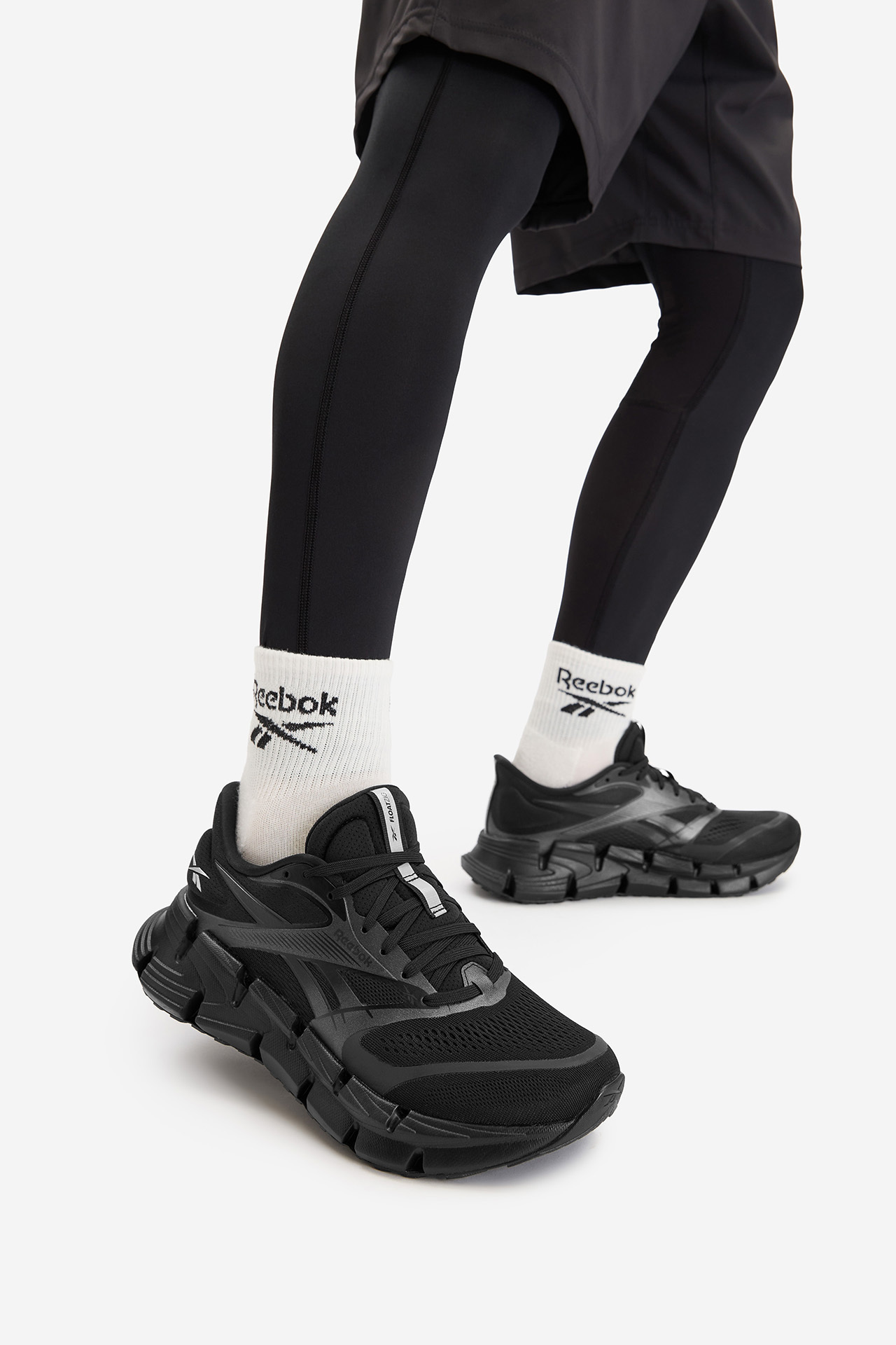 Кросівки для бігу чоловічі Reebok FLOATZIG 2 100239442 41 чорні фото2