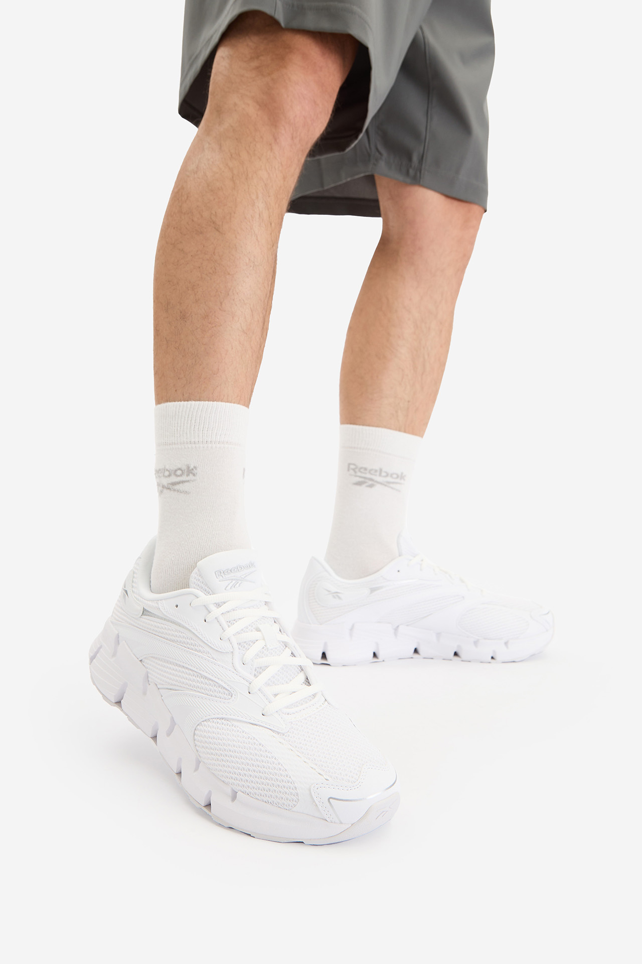Кроссовки для бега мужские Reebok ZIG HYPNOTICA 100238013 43 белые фото2