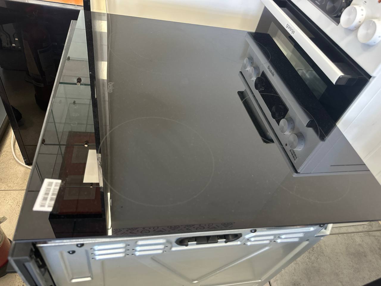 Варочная поверхность электрическая BEKO HIC64403T фото3