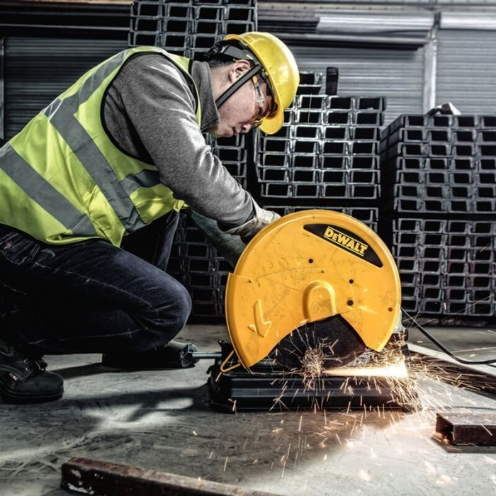 Пила монтажная DeWalt 2300Вт диск 355мм 4000об/мин 15.5кг фото6