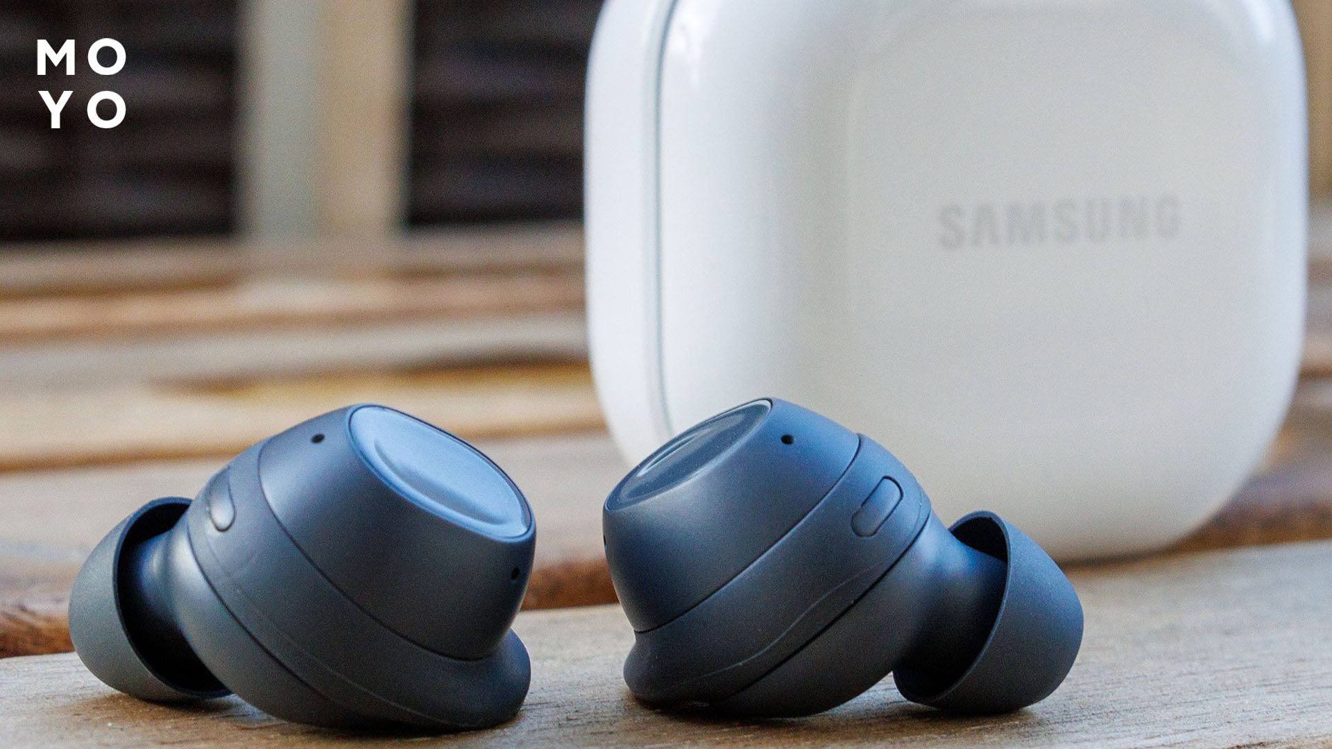 Бездротові навушники Galaxy Buds FE від Samsung