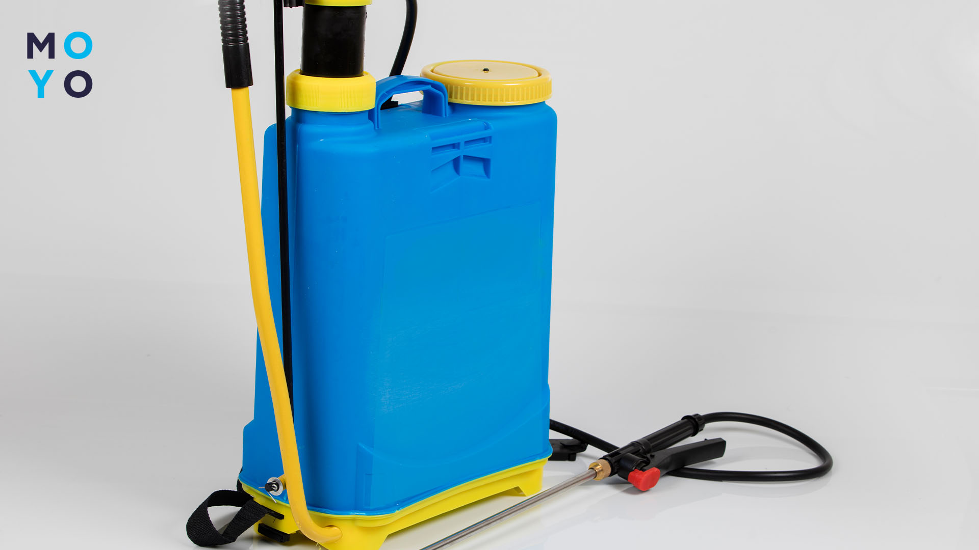 Обприскувач ручного типу на спину