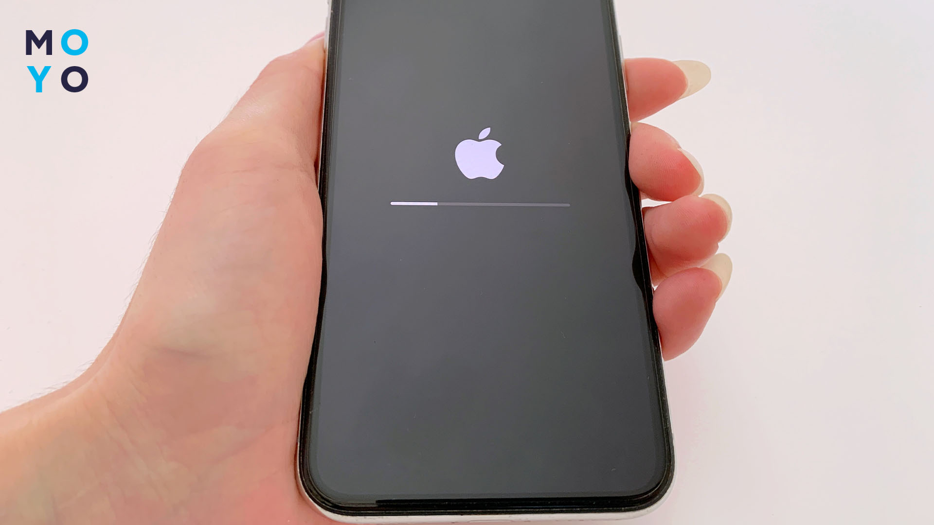 перезавантаження Айфона