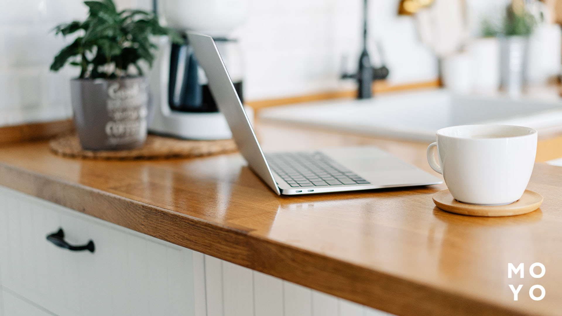 ноутбук не виходить зі сплячого режиму