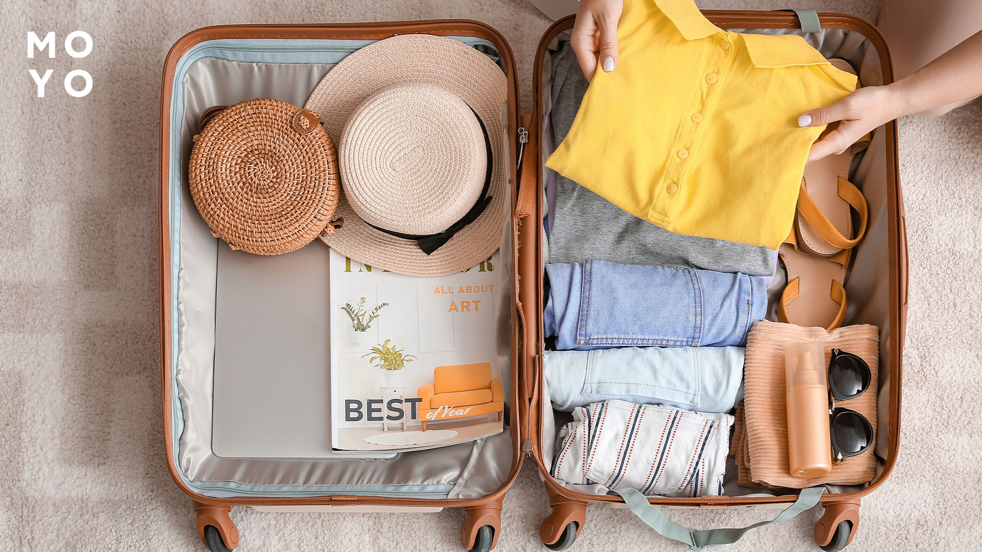 Укладывание футболок в чемодан