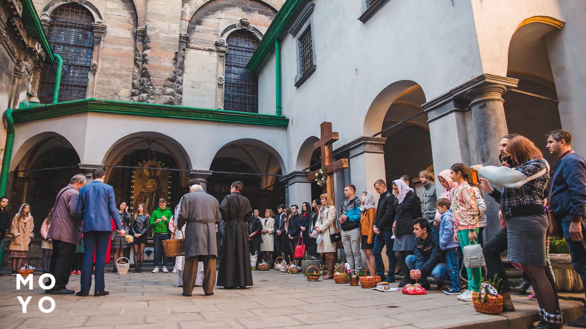 Как освящают продукты на Пасху