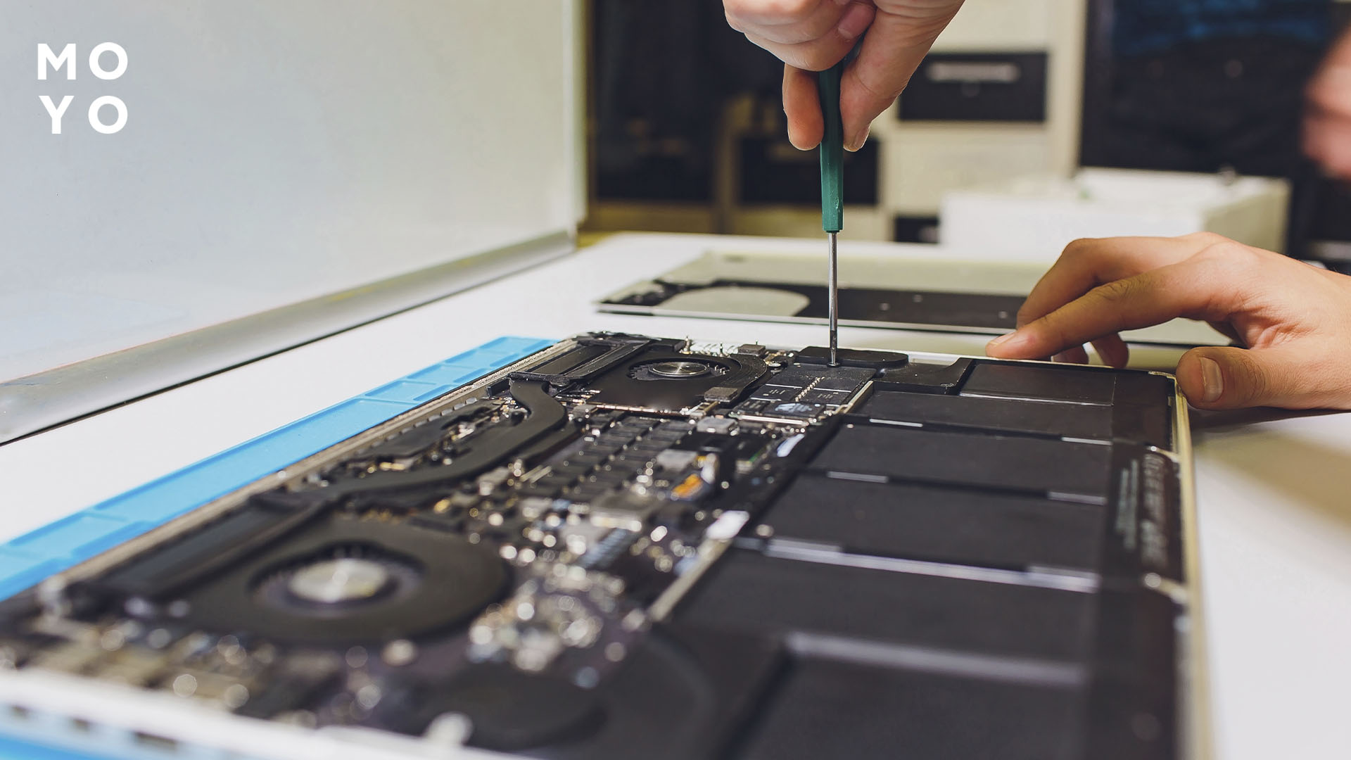 внутренняя часть ноута