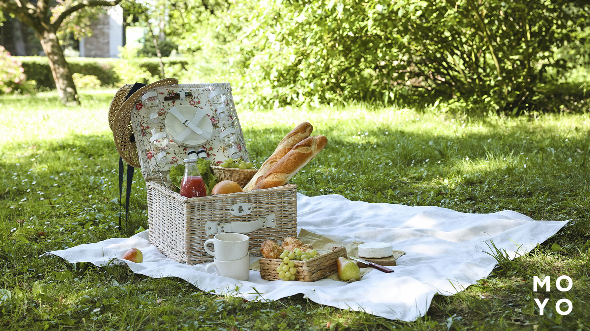 Продуктовий кошик для пікніка