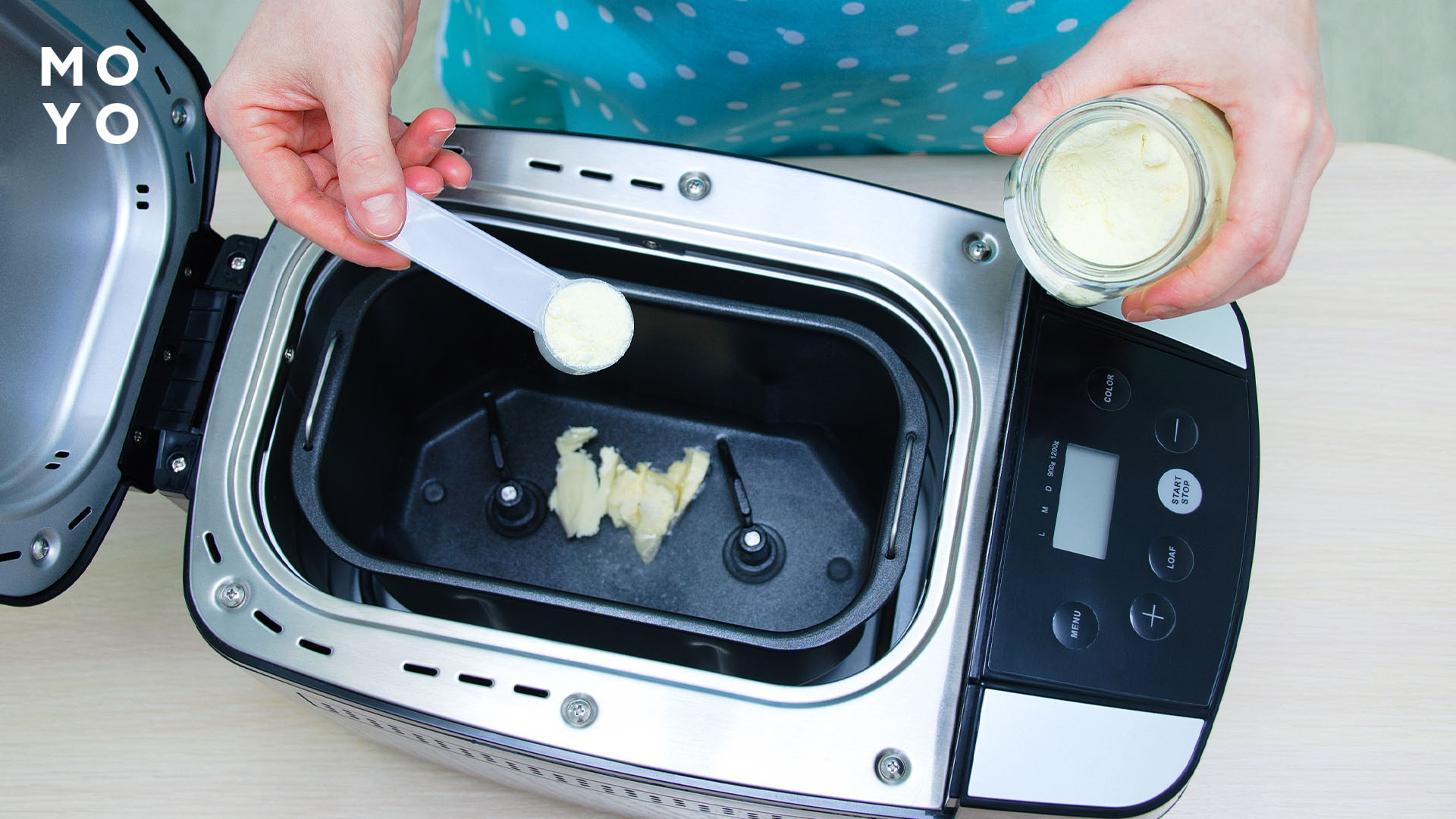 Комплект поставки хлебопечки