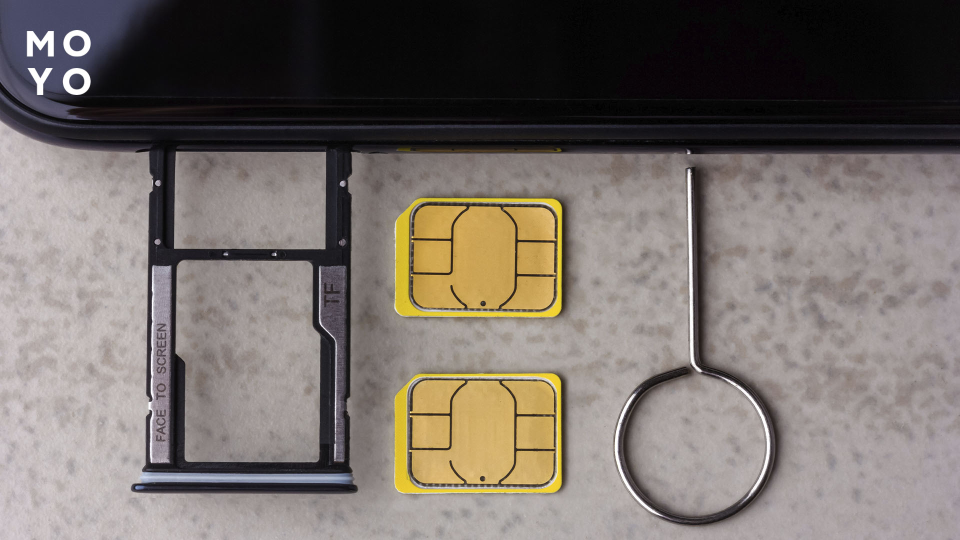 мобільний телефон на дві сім карти