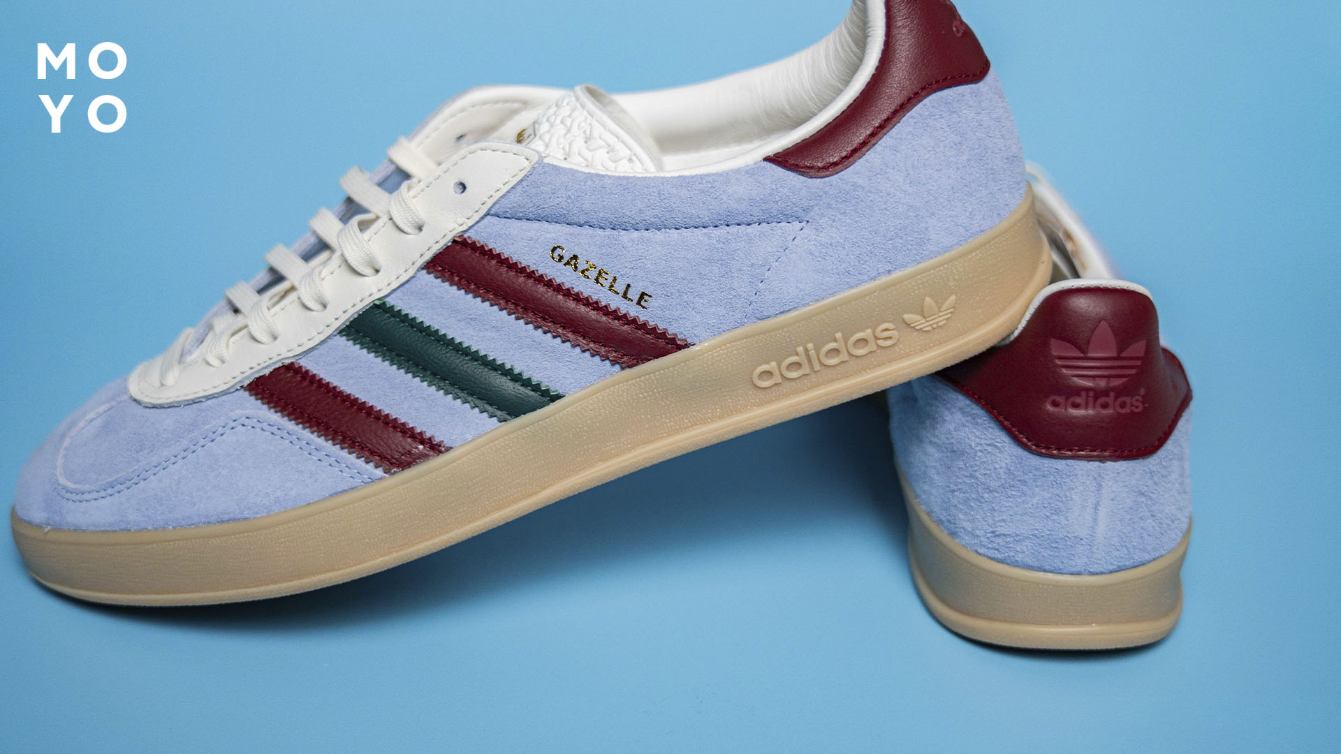 Замшеві кросівки Адідас на тонкій підошві