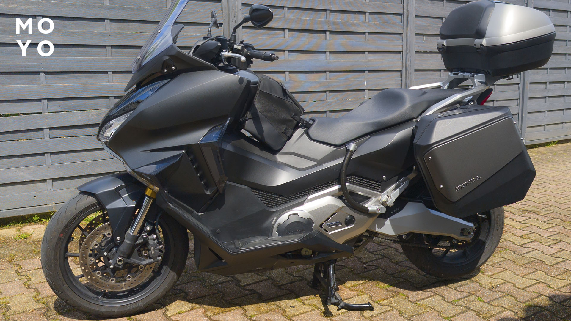 Макси-электроскутер