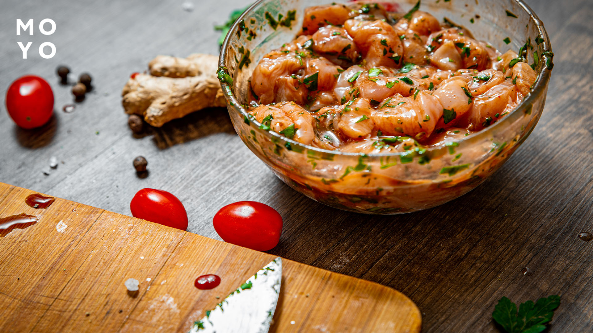 замаринованное мясо на томате