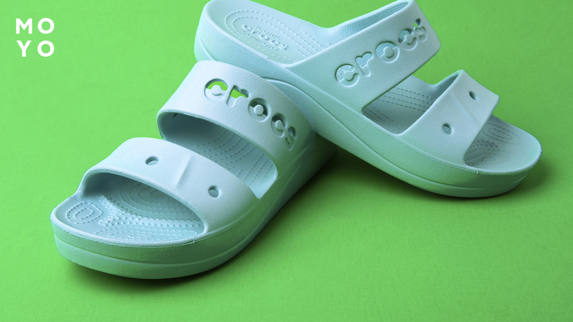 Женские шлепанцы Crocs