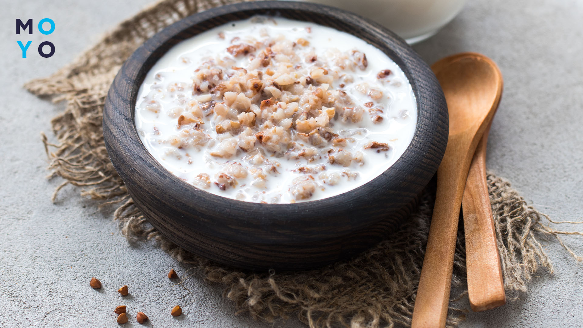 молочна гречана каша в мультиварці