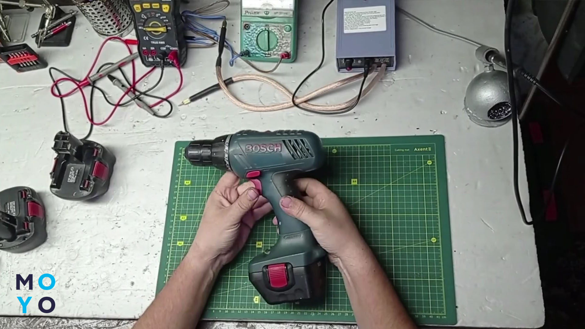  пристрій шуруповерта