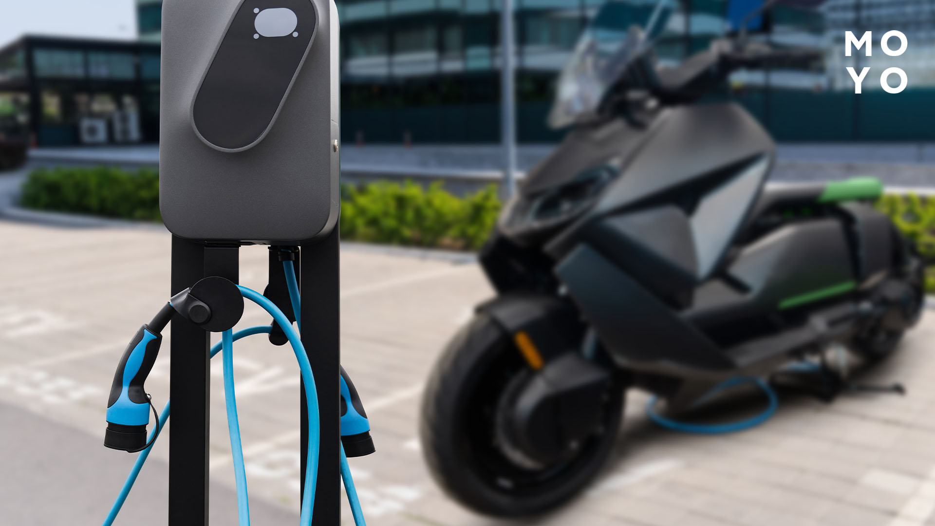 Як часто заряджати електроскутер