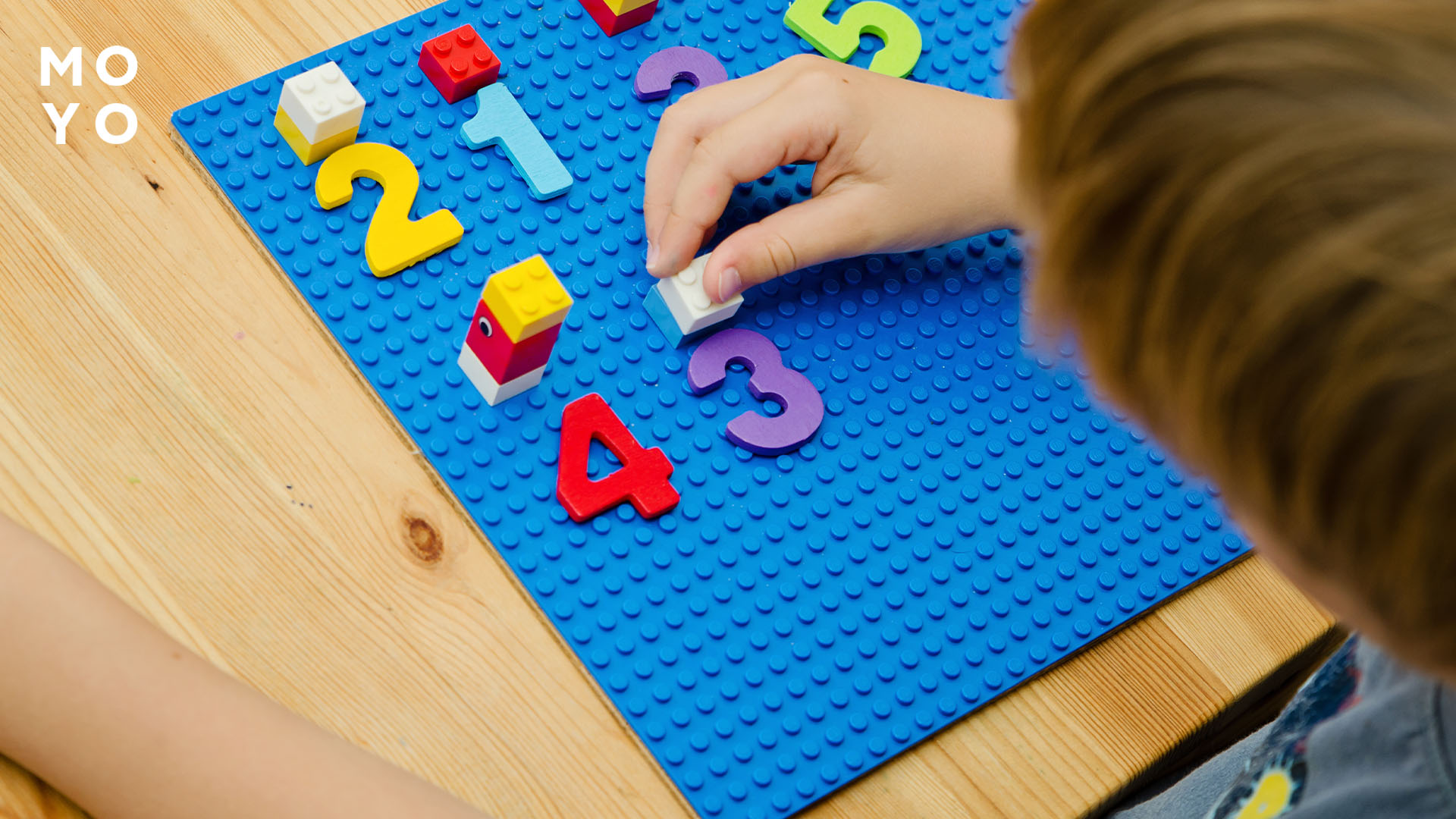 ігри з LEGO конструктором