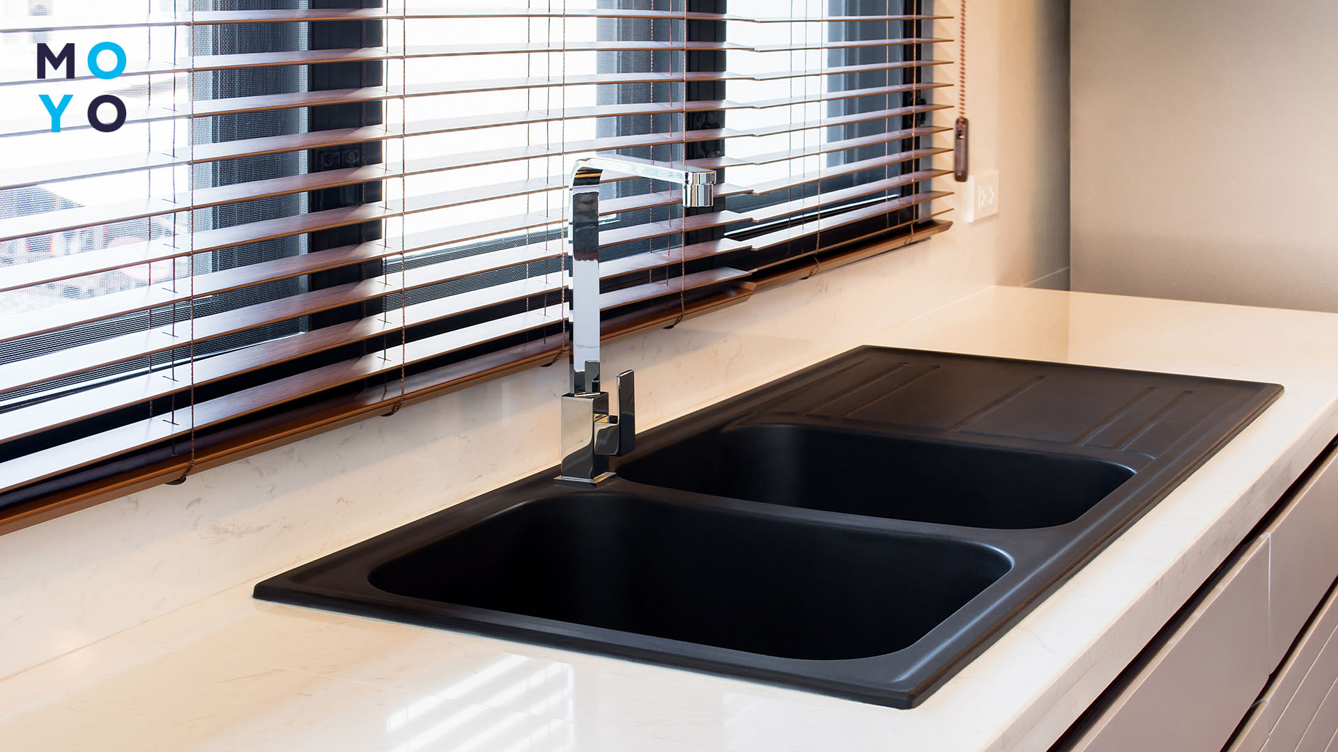 мийка зі штучного каменю