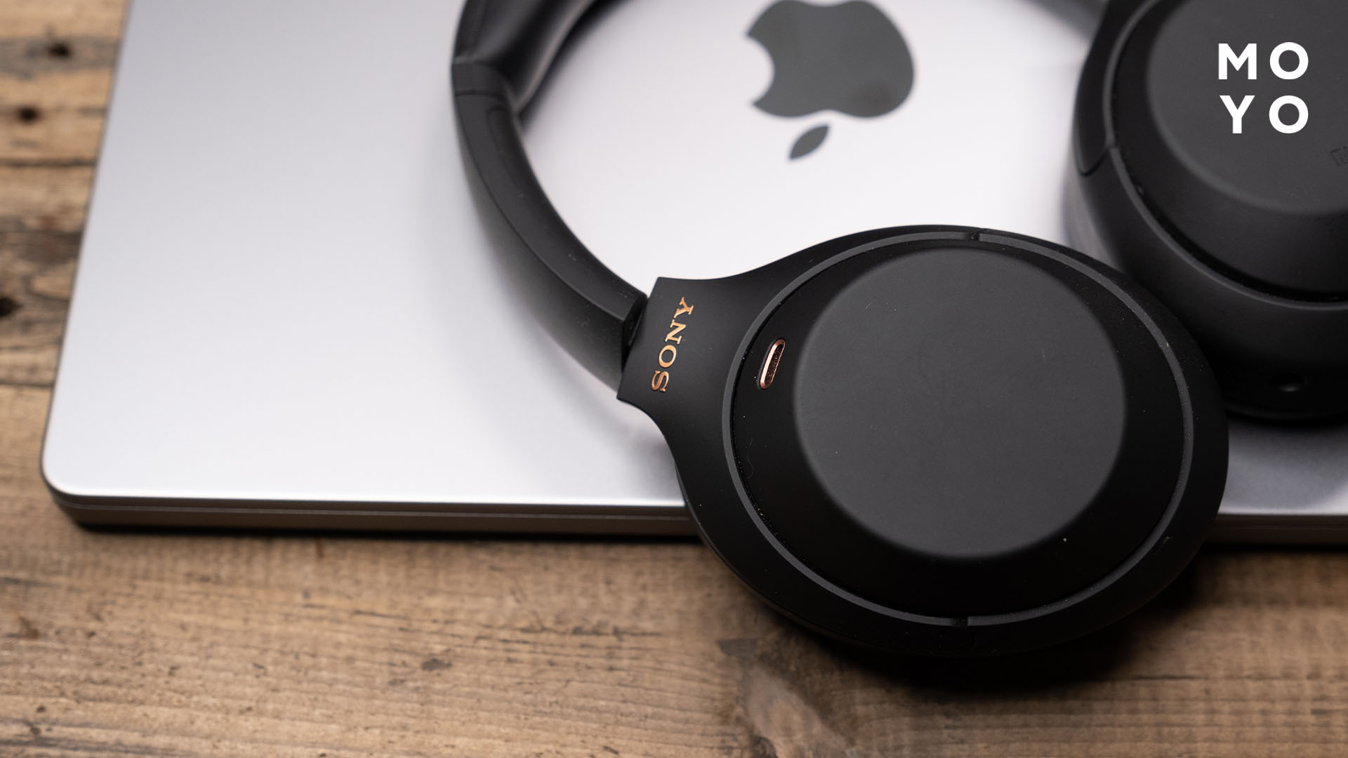 Як під'єднати навушники Sony через Bluetooth