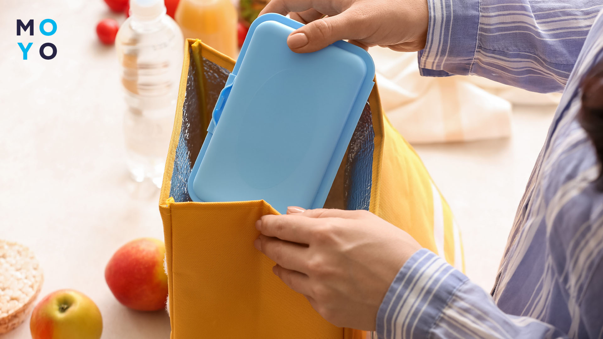 термосумка зберігає тепло і холод до 8 годин