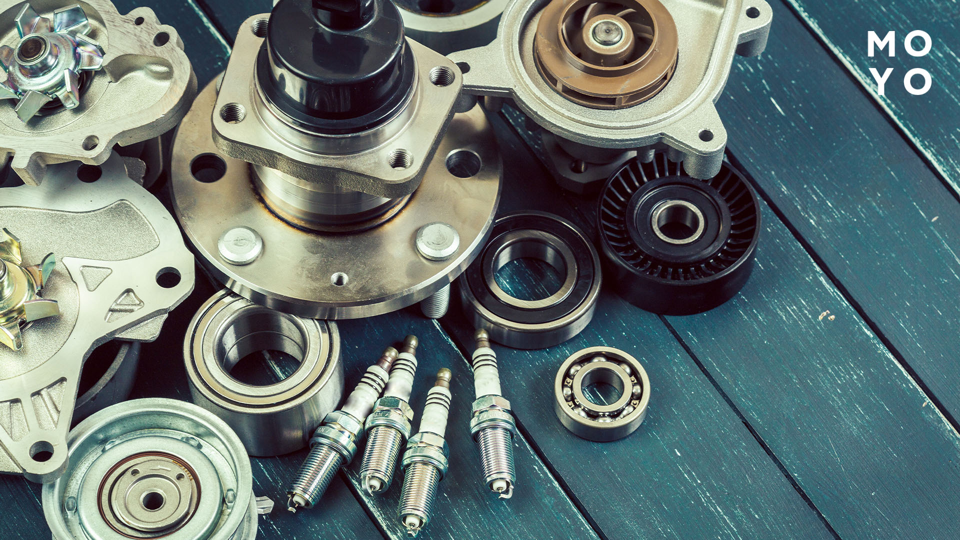 свічки розжарювання та інші деталі автомобіля