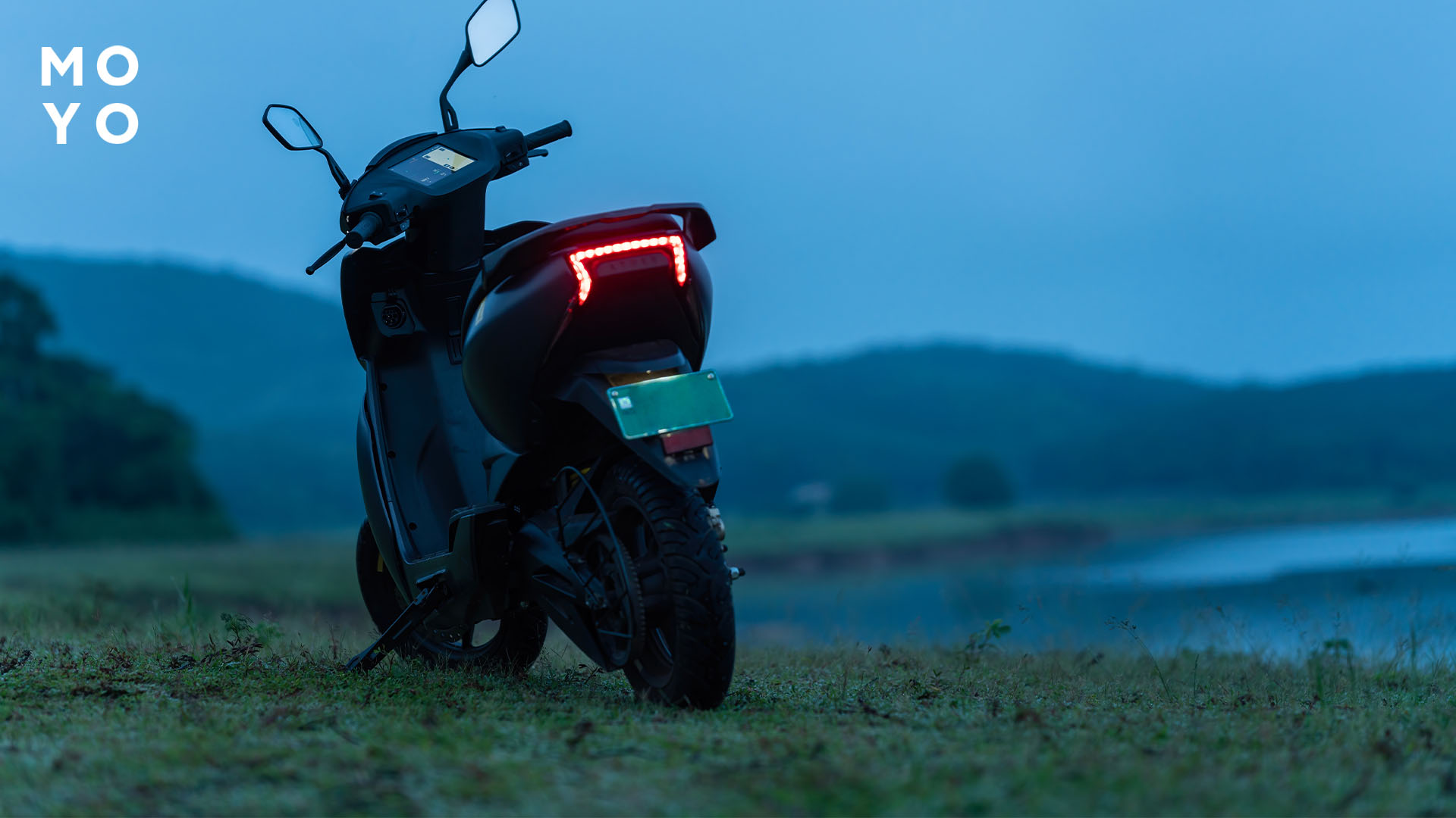 научиться ездить на электроскутере