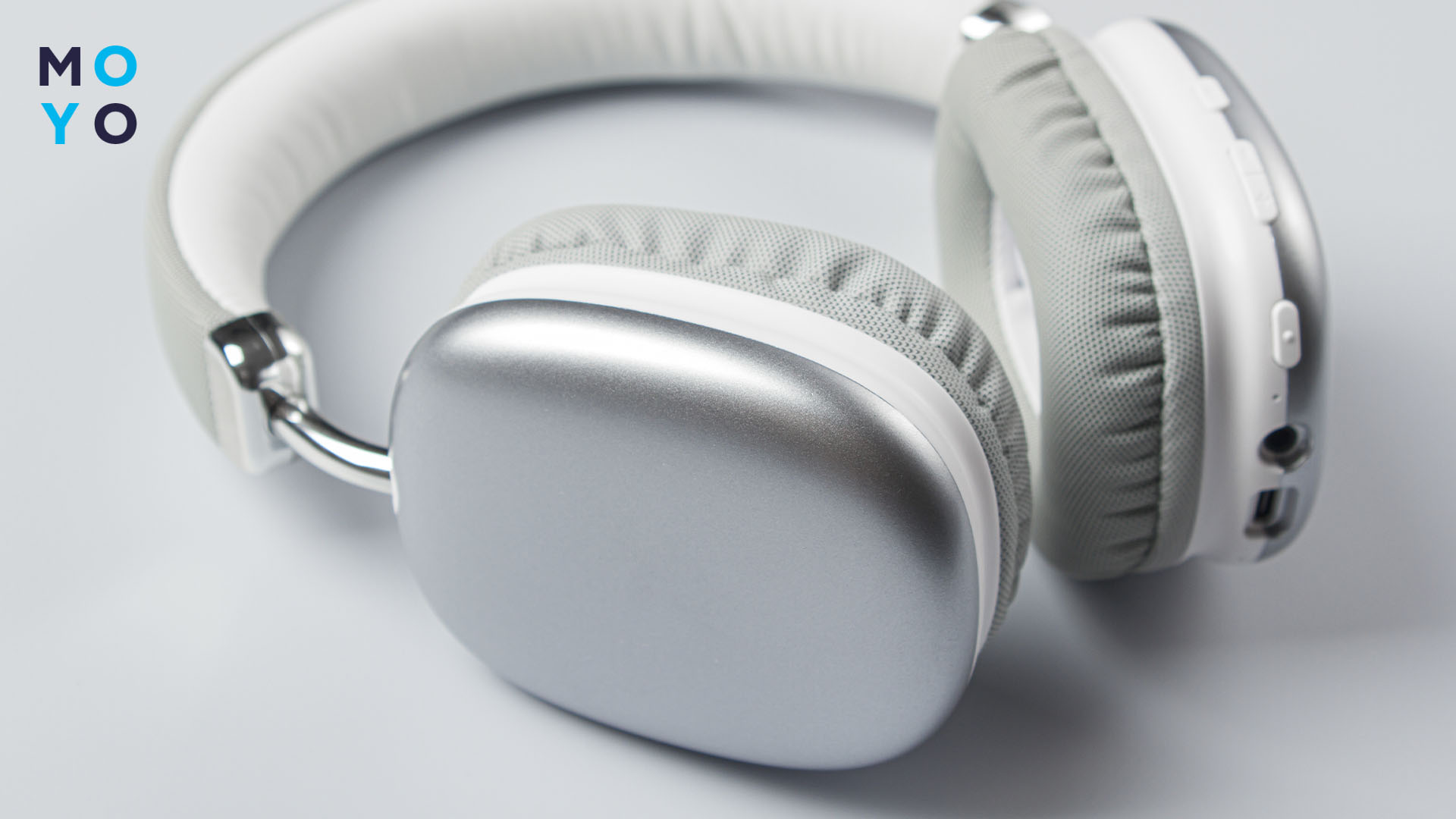  геймерская гарнитура RAZER Hammerhead